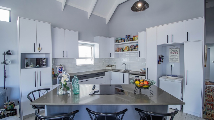 3 Bedroom Property for Sale in Jacobsbaai Western Cape